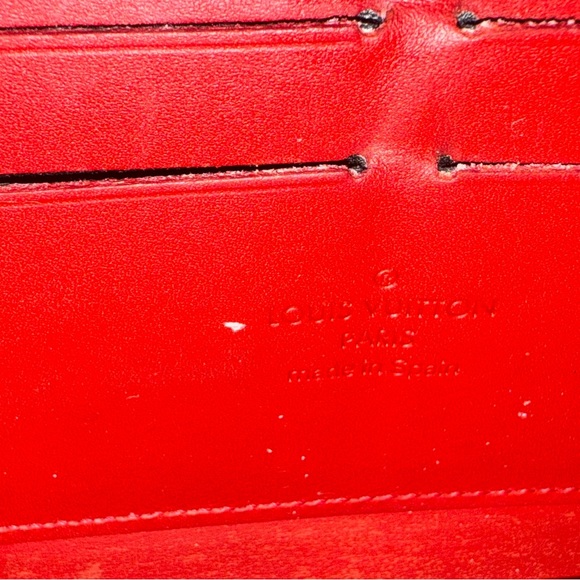 Authentic Louis Vuitton LV Red Vernis Leather Zippy Wallet - Picture 14 of 16